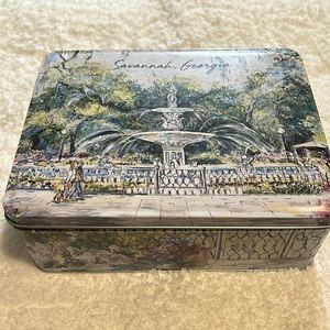 Savannah Byrd cookie tin